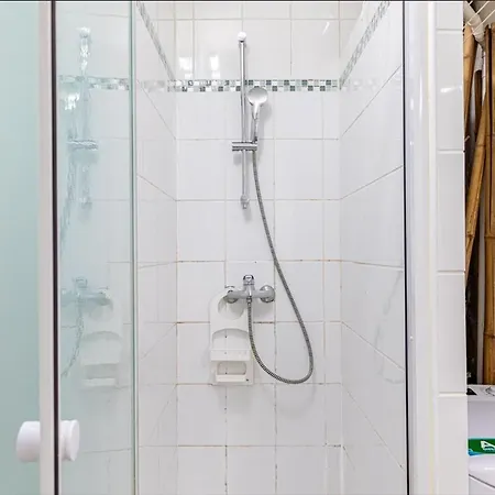 Guestready - Hidden Gem With Private Courtyard Appartement Parijs