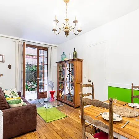 Guestready - Hidden Gem With Private Courtyard * Parijs